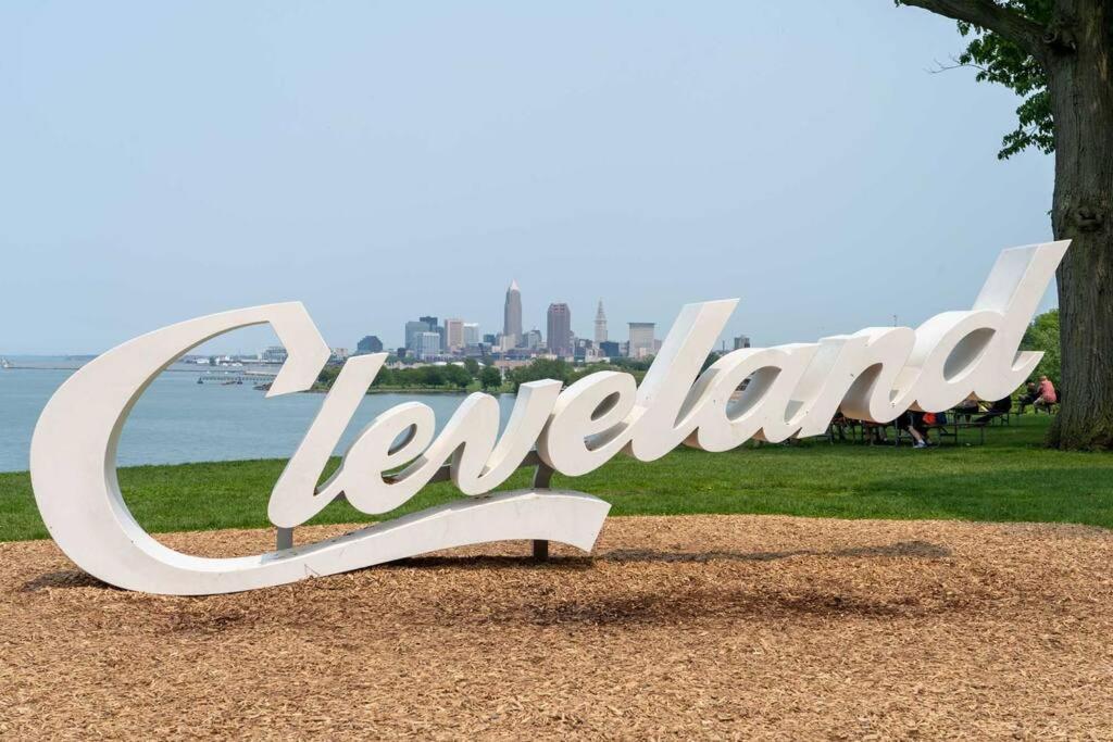 شقة Trendy In Tremont, Cle كليفلاند المظهر الخارجي الصورة